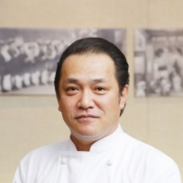 内田 真裕 シェフ