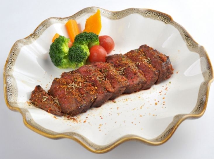 蒜山ジャージー牛肉のモンゴル風ステーキ