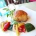 鶏もも肉のしっとり柔らかロースト　野菜のアーリオ添え