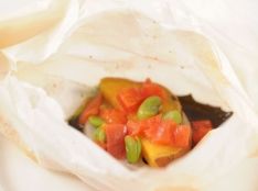 伝統野菜のカルトッチョ（紙包み焼き）