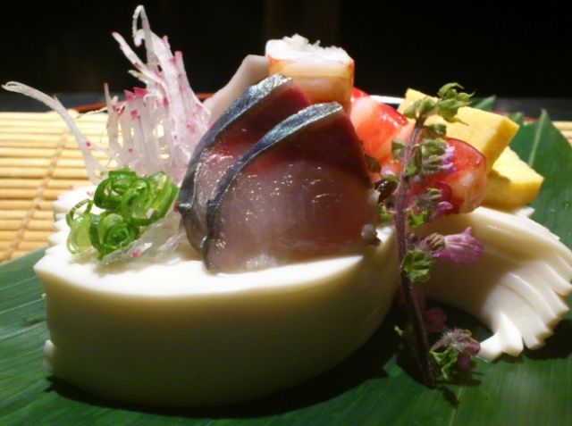 春の息吹を感じる前菜 清らかな風味の滝川豆腐 山地 隆介シェフのレシピ シェフごはん
