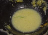 ＊＊器の底に残った野菜スープ・・・野菜の「甘み」とチーズの「こく」が重なり合い、お勧めです。