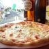 たっぷりチーズとべーコンのpizza オニオンスパイスの香り