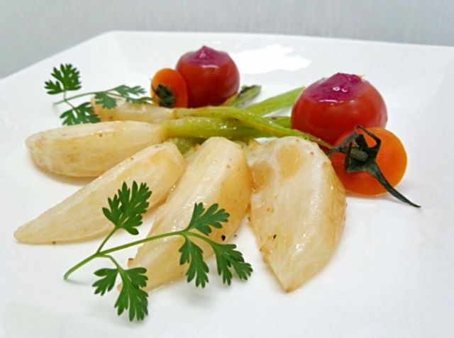とまらない美味しさ カブの揚げピクルス 嶋倉 秀一シェフのレシピ シェフごはん