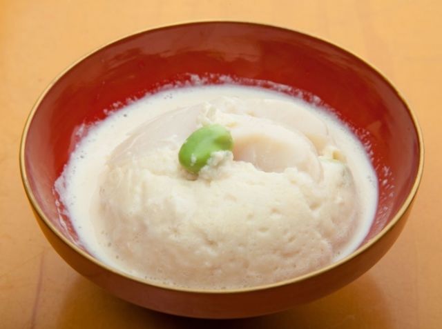 島そらまめの豆腐の真薯（しんじょ）蒸し