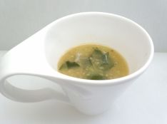 カップスープ　ゴマ香る鰹の旨味スープ