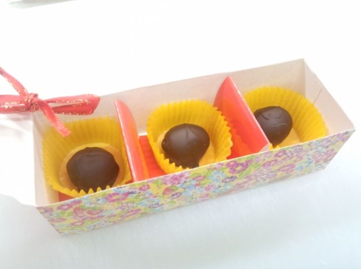 黒オリーブチョコレート