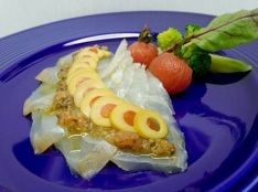 真鯛のカルパッチョ　オメガ3のトリコローレソース