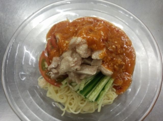 白味噌の棒棒鶏麺 鈴木 明彦シェフのレシピ シェフごはん