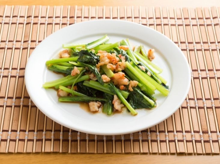 アジアンスタイルな青菜の炒め物：小松菜と海老の！さっと！炒め